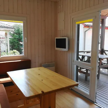 بيت للعطل Haus In Dziwnw Mit Terrasse, Garten Und Grill