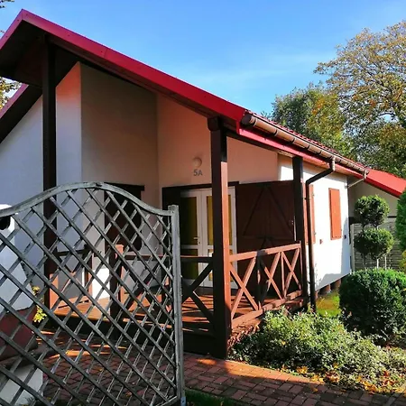 Haus In Dziwnw Mit Terrasse, Garten Und Grill Ferienhaus *